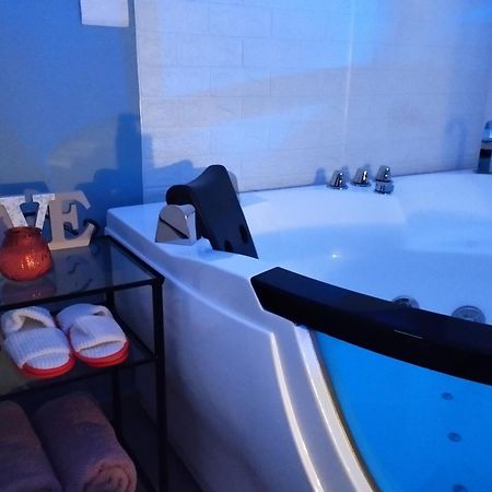 Bed&Dreams In Salento Bilocale Con Vasca Idromassaggio Villa Guagnano Dış mekan fotoğraf