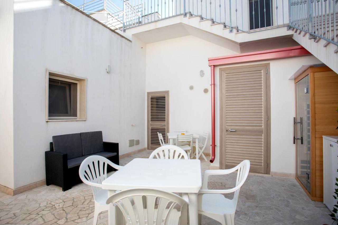 Bed&Dreams In Salento Bilocale Con Vasca Idromassaggio Villa Guagnano Dış mekan fotoğraf
